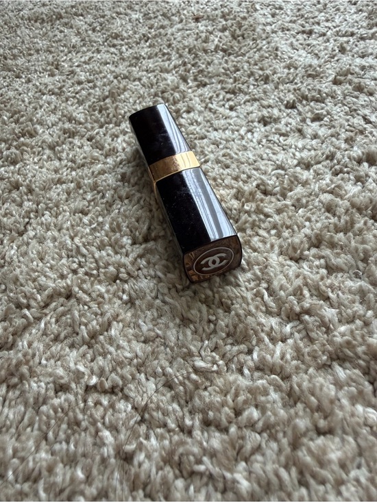 CHANEL Other - Chanel Rouge coco flash 54 boy
